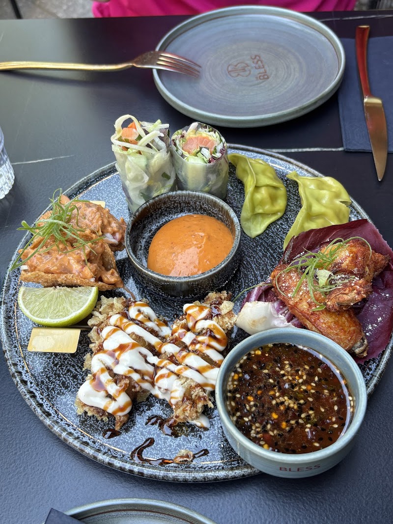 BLESS Restaurant