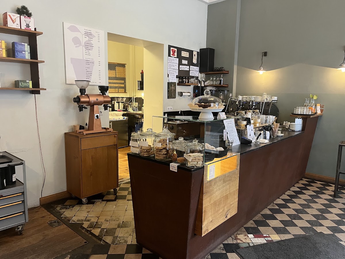 Chapter One Coffee — Cafe