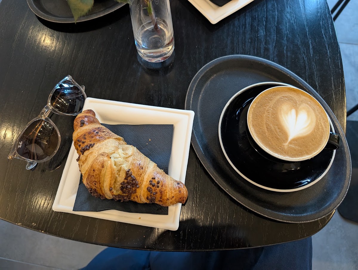 Nafora Café — Cafe