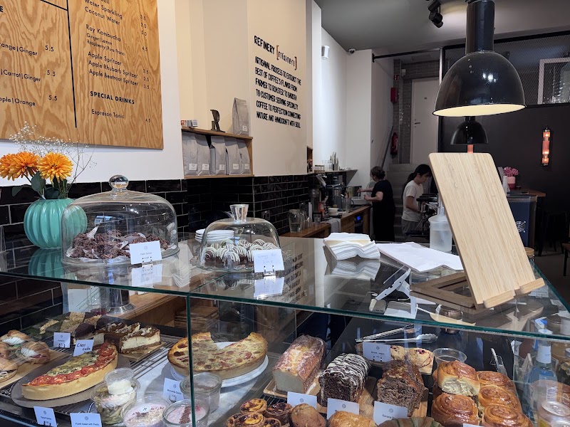 Refinery High End Coffee