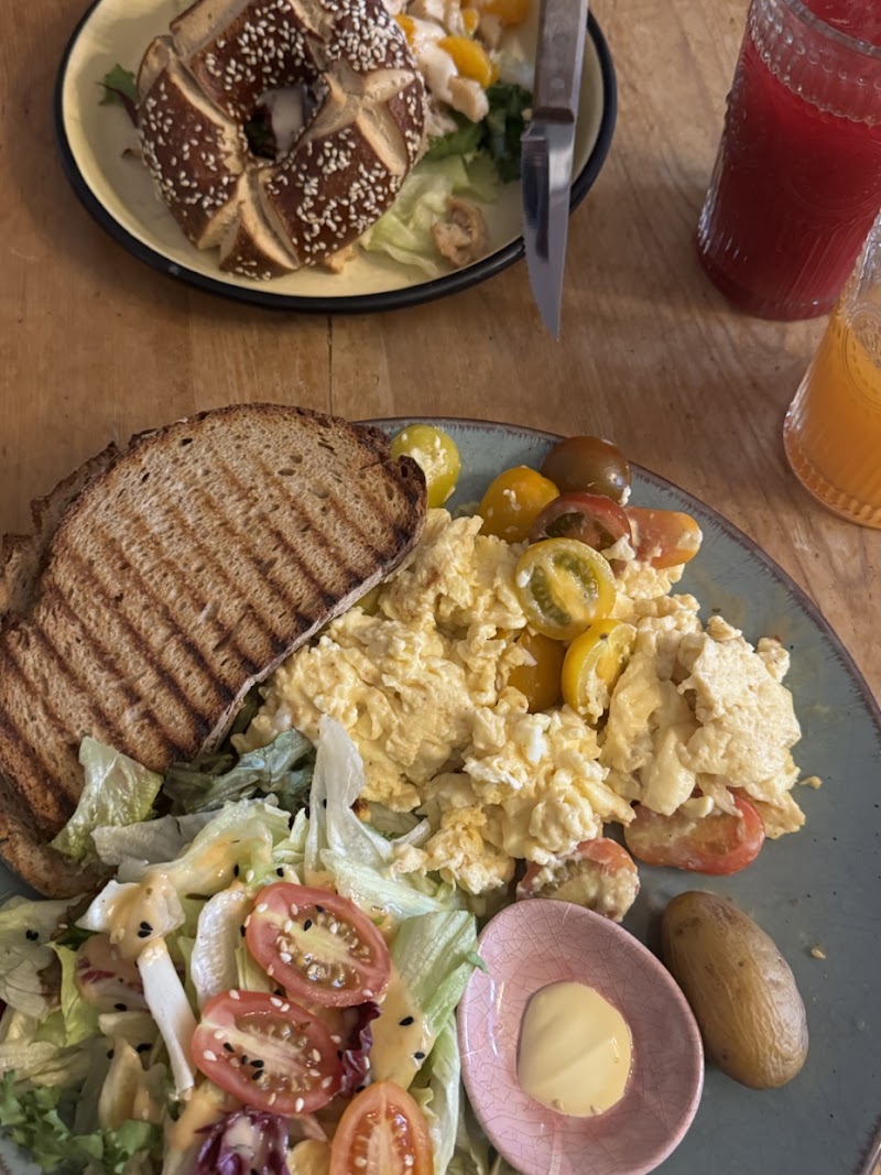 YADA YADA "breakfast club"